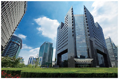 ii09-ccb-090717-building.jpg