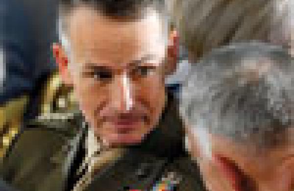 100x102pacepeter.jpg