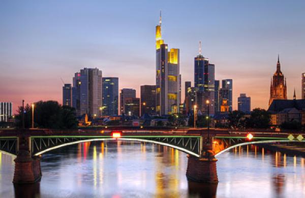 2013-10-david-turner-capital-real-estate-skyline-of-frankfurt-large.jpg