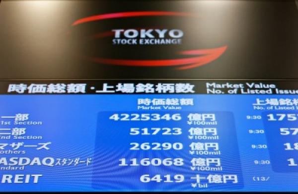 2013-11-david-turner-japanese-equities-tokyo-stock-exchange-large.jpg