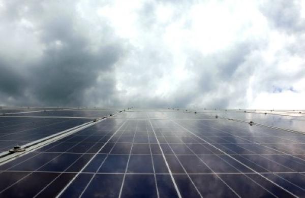 2013-11-katie-gilbert-nonfinancial-reporting-green-investing-large.jpg