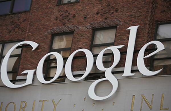 Google Glass Woos Developers to $6 Billion Wearable Market