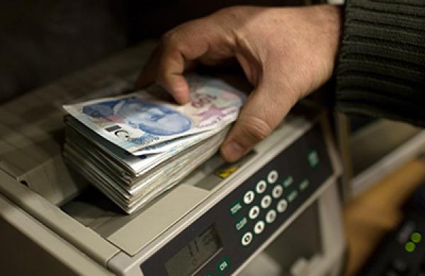 Turkish Currency As Political Uncertainty Drives Lira Down