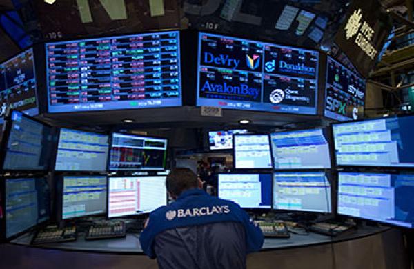 U.S. Stocks Retreat With Dow Heading for Worst Week Since 2012
