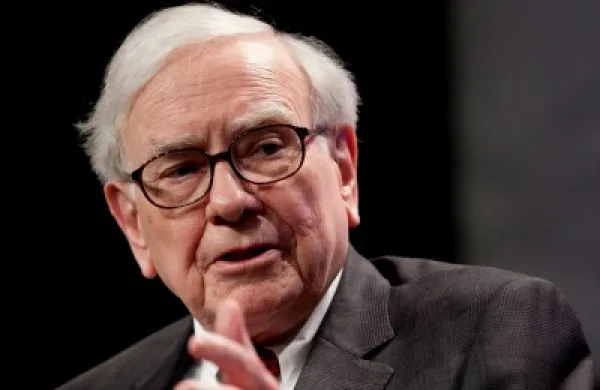 2014-04-michael-peltz-warren-buffet-lg.jpg