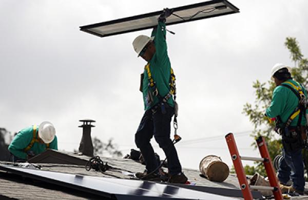 A SolarCity Installation As Earnings Figures Are Released