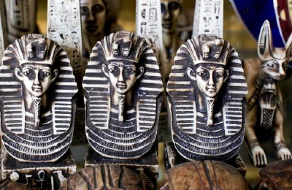 2014-05-timms-egypt-sphinx-heads-large.jpg