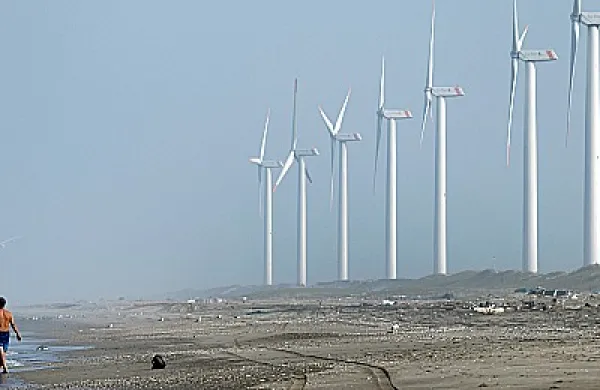 2014-07-gmtl-turbine-green-investment-investec-large.jpeg