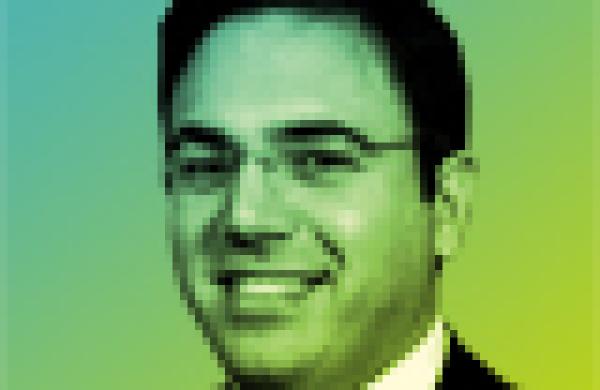 2014-07-tom-johnson-emerging-emea-research-team-faisal-al-azmeh-small.jpg