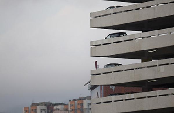 General Images Of Parking Lots And Traffic In Hong Kong