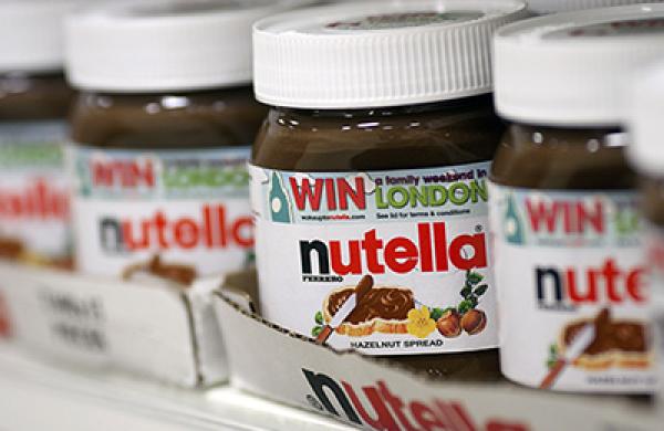 Inside a Supermarket As U.K. Consumer Confidence Falls