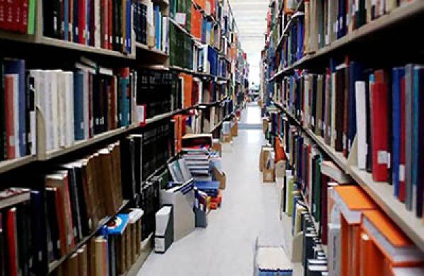 2014-09-monk-weekend-library-large.jpg