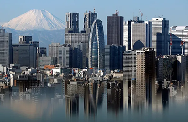 2014-09-tom-buerkle-asia-100-tokyo-large.jpg