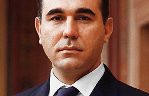2014-10-charles-wallace-italian-banks-bernardo-mingrone-large.jpg