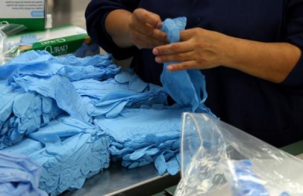 2014-10-da-ebola-large.jpg
