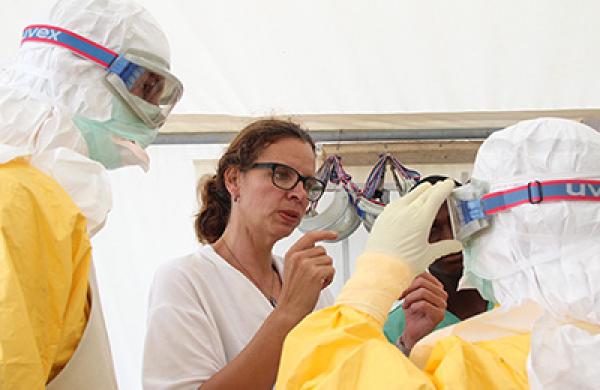 2014-10-georgie-hurst-ebola-lg.jpg
