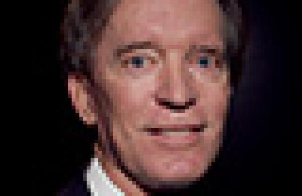 Bill Gross and Larry Fink Attend UCLA Alumni Discussion
