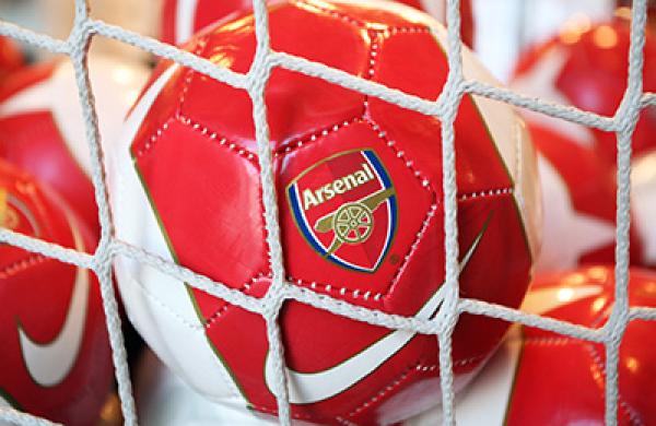 Kroenke Takes Arsenal Controlling Stake