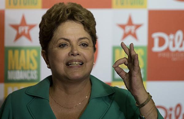 Rousseff Takes Lead in MDA Poll With Brazil's Election Days Away