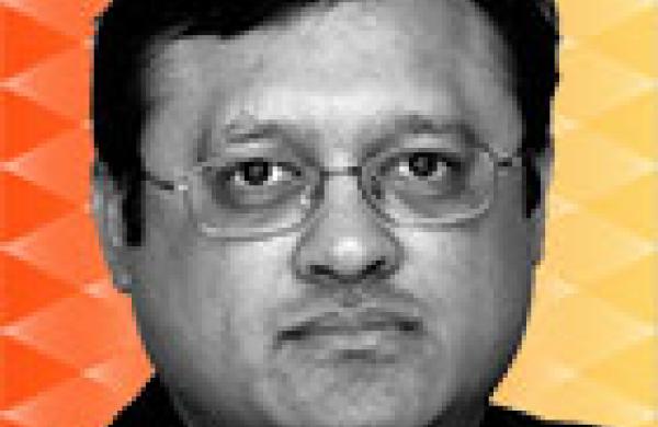 2014-11-tom-johnson-all-india-research-team-sanjeev-prasad.jpg