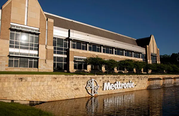 2014-12-nick-rockel-feature-deals-of-the-year-meditronic-lg.jpg