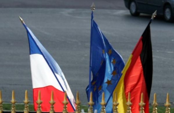 2015-01-germany-france-eu-flags-large.jpg