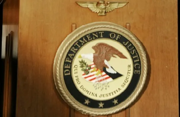 2015-02-da-department-of-justice-seal-large.jpg
