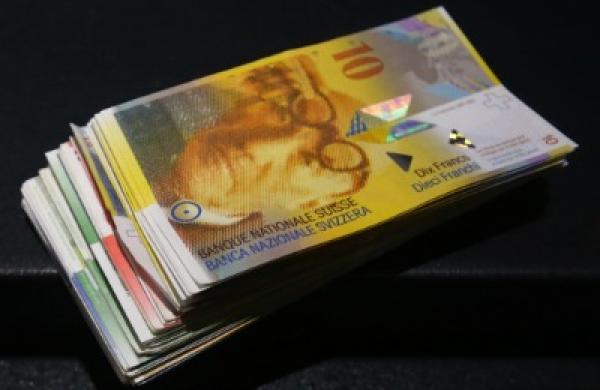 2015-02-vitaliy-katsenelson-swiss-franc-lg.jpg