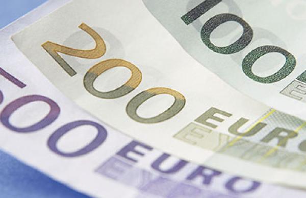 2015-04-dan-weil-euro-bonds-large.jpg