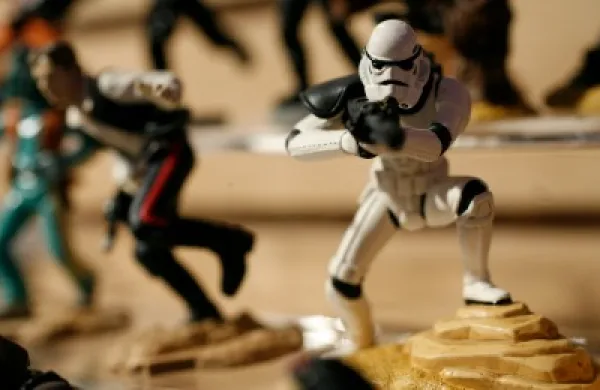 2015-04-gmtl-pimco-star-wars-action-figures-large.jpg