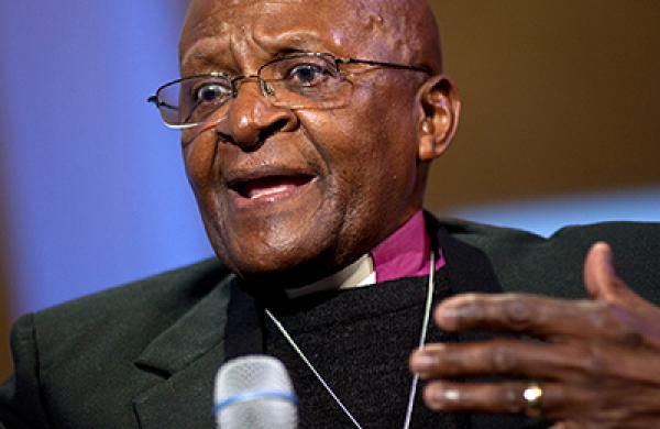 2015-04-imogen-rose-smith-desmond-tutu-large.jpg
