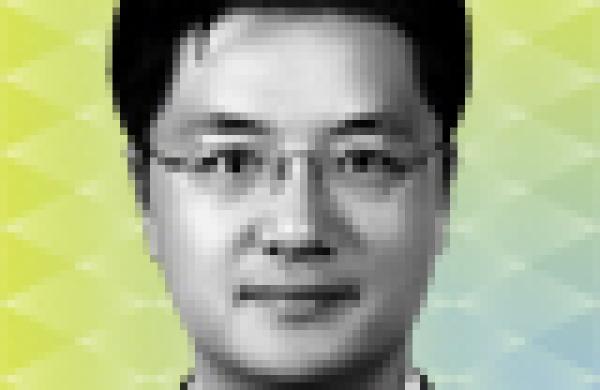 2015-05-tom-johnson-all-asia-research-team-changwon-chung-small.jpg