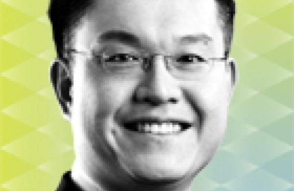 2015-05-tom-johnson-all-asia-research-team-di-dick-wei.jpg