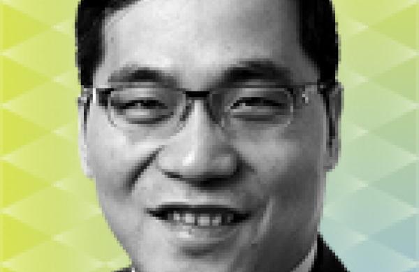 2015-05-tom-johnson-all-asia-research-team-kam-keung-oscar-choi.jpg
