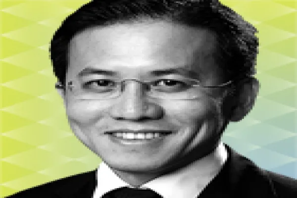 2015-05-tom-johnson-all-asia-research-team-pierre-lau.jpg