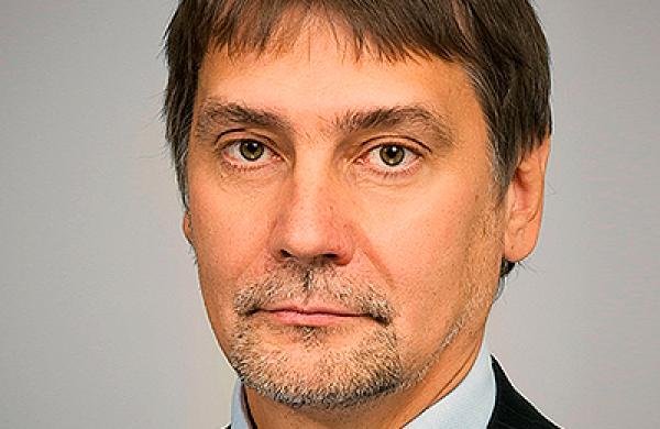 2015-06-tom-johnson-russia-sanctions-evgeny-gavrilenkov-large.jpg