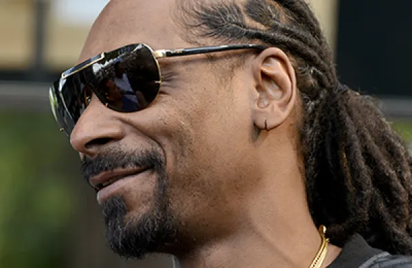 2015-07-anne-szustek-snoop-dogg-large.jpg