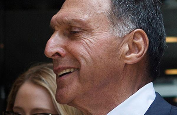 2015-07-jess-delaney-richard-fuld-large.jpg