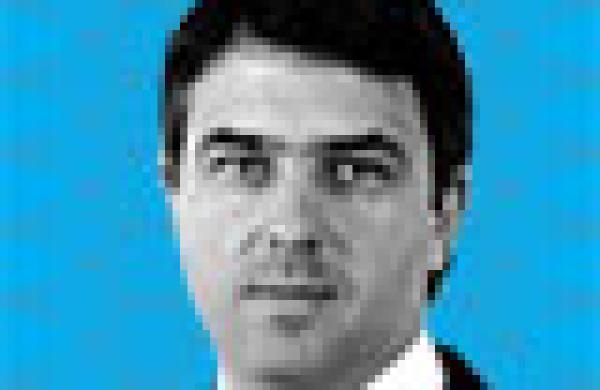 2015-07-tom-johnson-latin-american-research-team-ivano-westin-small.jpg