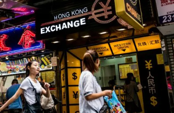2015-08-da-china-yuan-forex-hk-large.jpg