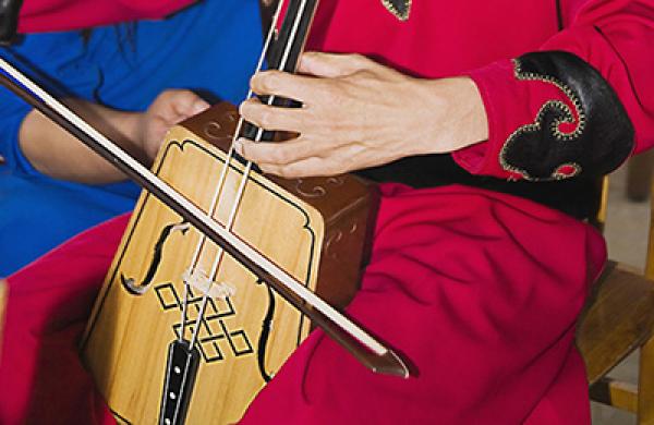 2015-08-da-morin-khuur-large.jpg