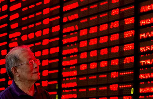2015-08-james-shinn-shanghai-stock-exchange-large.jpg