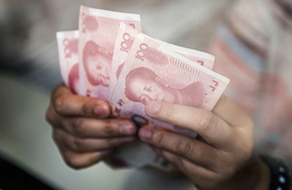 2015-08-tom-buerkle-globalist-yuan-large.jpg