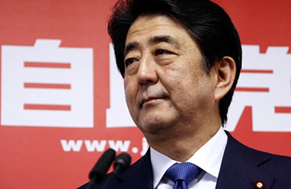 2015-09-24-da-andrew-barber-shinzo-abe-large.jpg
