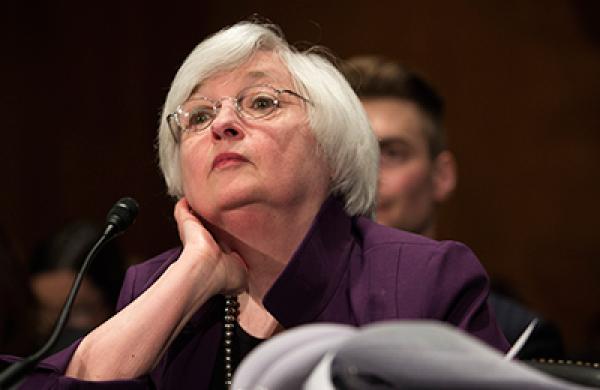 2015-09-dan-weil-bonds-treasuries-yellen-lage.jpg