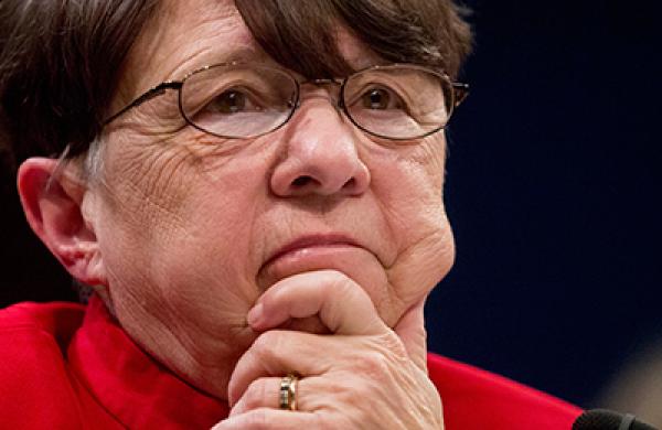 2015-09-ed-mccarthy-sec-rias-mary-jo-white-large.jpg