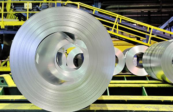 2015-11-11-da-andrew-barber-china-manufacturing-large.jpg