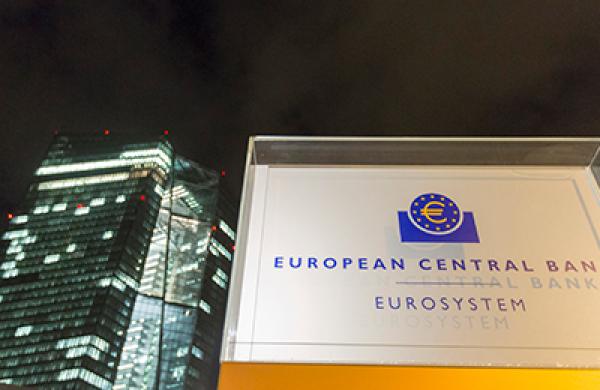 2015-11-13-da-andrew-barber-ecb-large.jpg