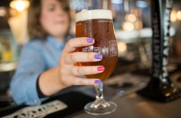 2015-11-lila-maclellan-beer-meantime-large.jpg