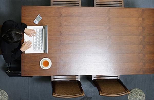 2015-12-aaron-timms-laptop-computer-table-top-large.jpg